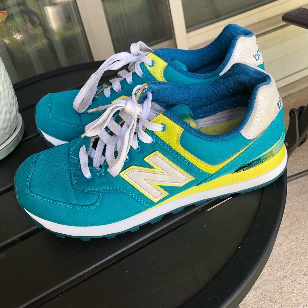 New Balance 574 size 8